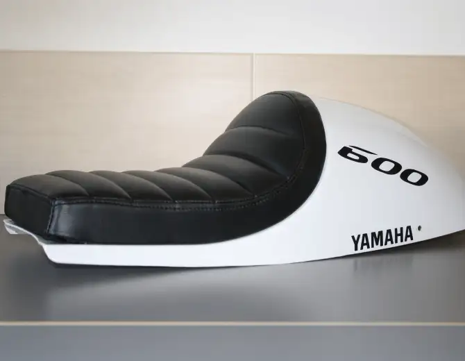 Sellerie Calou Sellerie Et Tapisserie La Crau Sellerie Moto Camping Car 2 Sellerie Calou Sellerie Et Tapisserie La Crau Sellerie Moto Camping Car 2